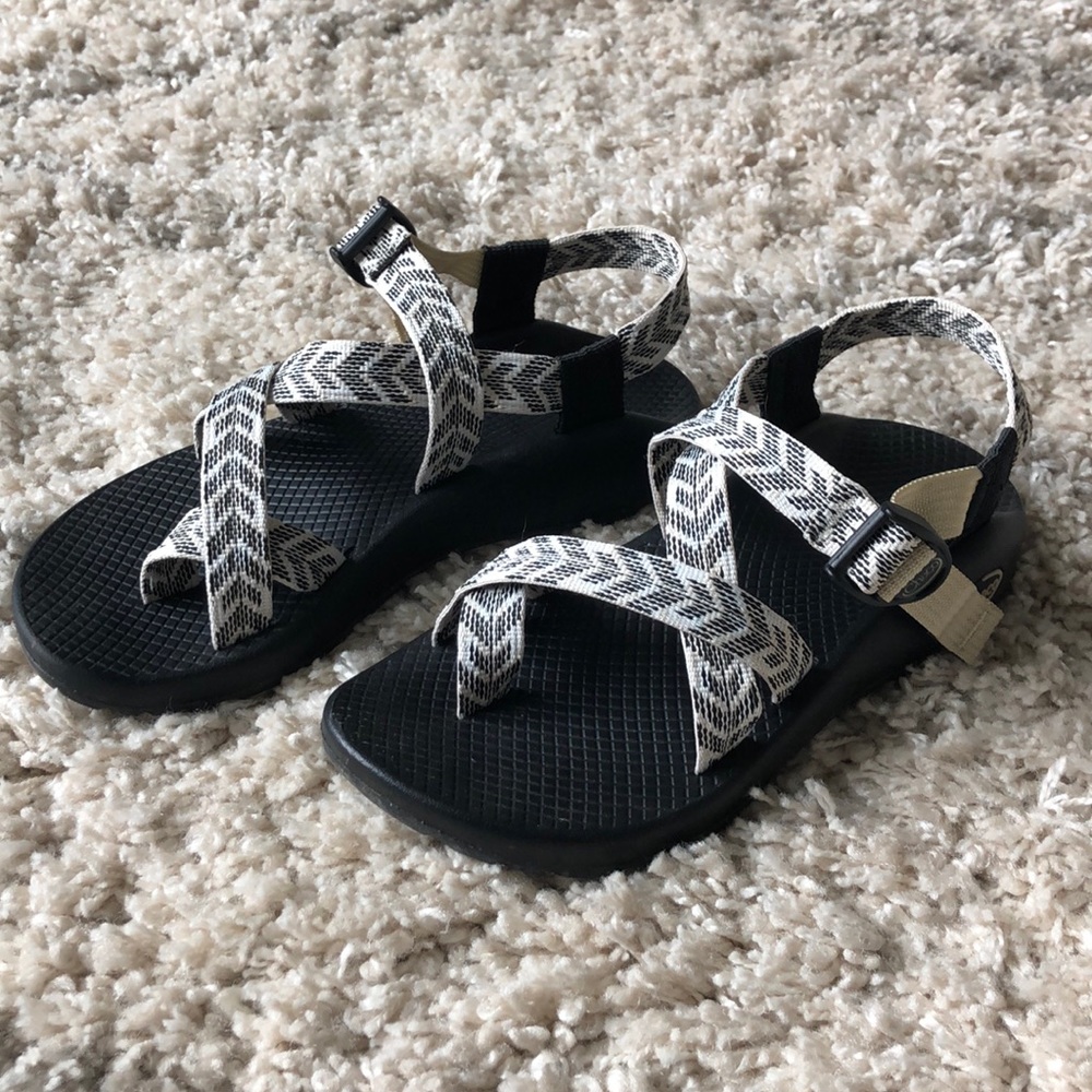 Authentic Women’s Chaco Sandals!